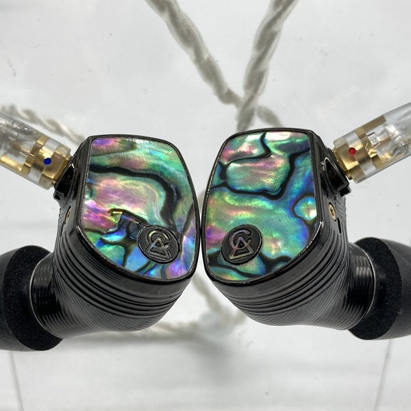 イヤホン Solaris Special Edition Campfire Audio、フラグシップイヤホン「Solaris」に最新技術を