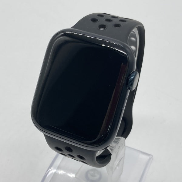 【中古】Apple Watch Series7 Nike (45mm GPS)アルミニウム【秋葉原】