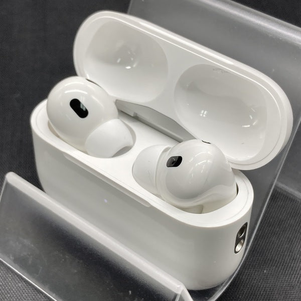 Apple 【中古】MagSafe充電ケース(USB-C)付きAirPods Pro(第2