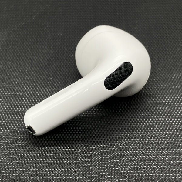 中古:AirPods 4 アクティブノイズキャンセリング搭載 国内正規品 Apple 【中古】AirPods 4 (L側)（アクティブノイズキャンセ