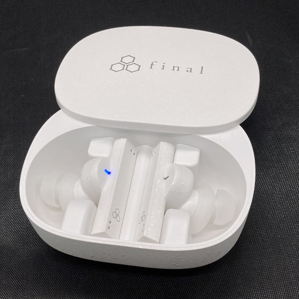 【中古】ZE8000 ホワイト 【FI-ZE8DPLTW-WHITE】【秋葉原】