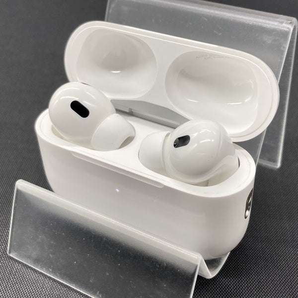 【中古】MagSafe充電ケース(USB-C)付きAirPods Pro(第2世代) MTJV3JA【秋葉原】