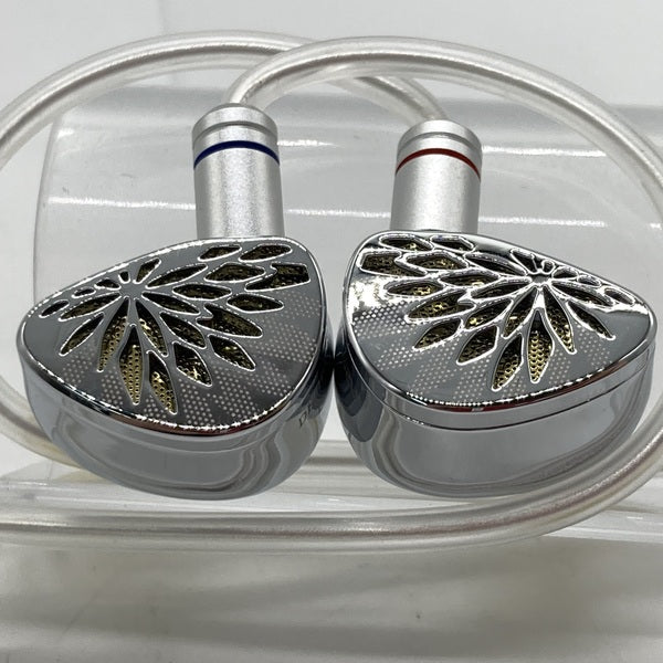 【中古】Yu Xuan Ji (魚玄機) 4.4mm バランスジャック シルバー【秋葉原】