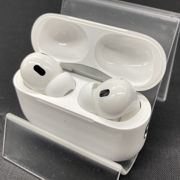 【中古】MagSafe充電ケース(USB-C)付きAirPods Pro(第2世代) MTJV3JA【秋葉原】