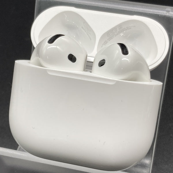 【中古】AirPods 4 MXP93J/A(アクティブノイズキャンセリング搭載)【秋葉原】