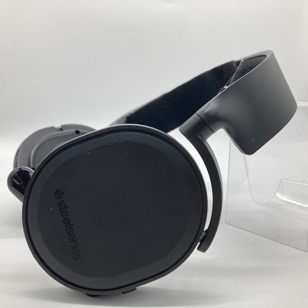 【中古】SteelSeries Arctis 5 Black (2019 Edition)(イヤーパッド欠品)【秋葉原】