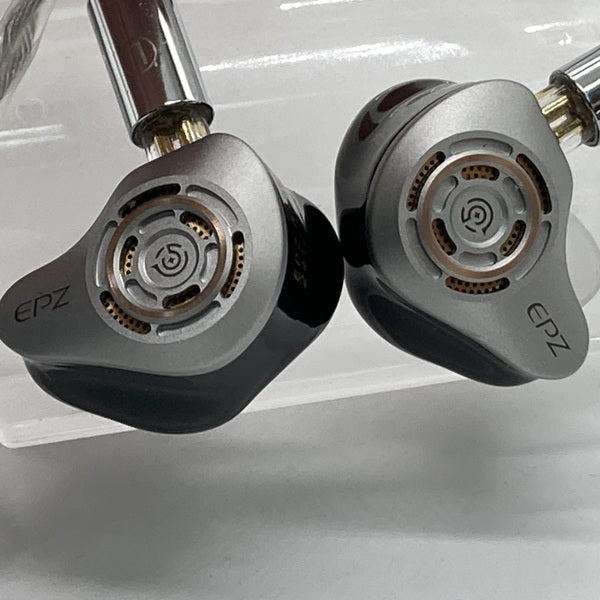 [美品] EPZ P50 1DD+2BA+2PLANAR 背面開放型 EPZ P50 1DD+2BA+2Planar Hybrid Drivers HiFi IEM 3.5/4.4 L