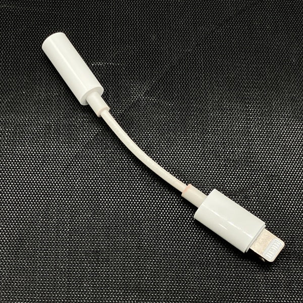 【中古】Lightning - 3.5 mmヘッドフォンジャックアダプタ【名古屋】