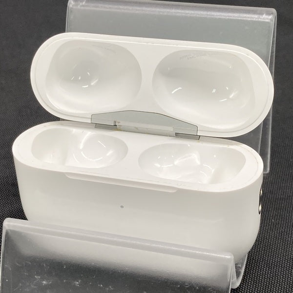 Apple 【中古】AirPods Pro (第2世代) MagSafe充電ケース(USB-C