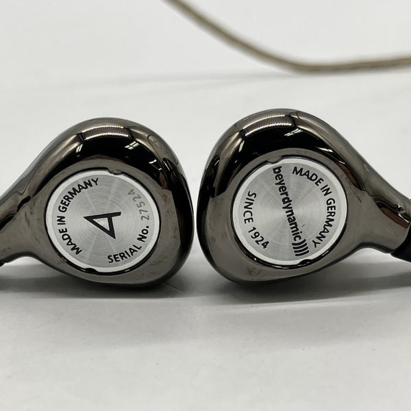 Astell&Kern AK T8iE Mk II イヤホン 中古 やや訳あり Astell&Kern 【中古】AK T8iE MkII 【AK-T8IE-MKII-BLK