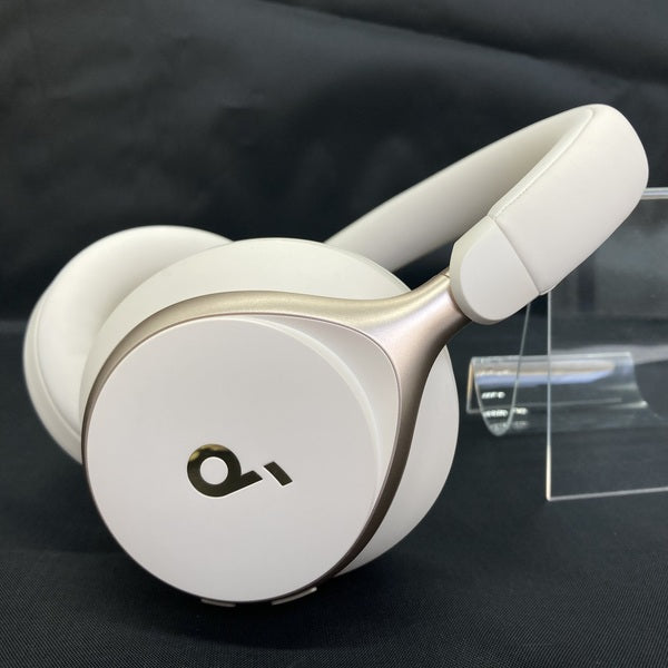 【未開封品】Soundcore Space Oneホワイト Amazon.com: Soundcore by Anker, Space One, Active Noise