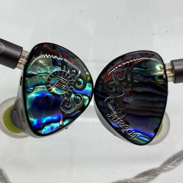 【中古】Butterfly 61T【秋葉原】