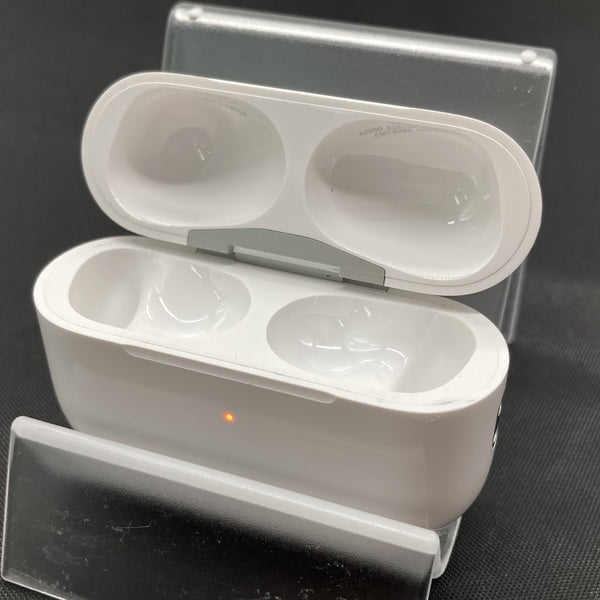 Apple 【中古】AirPods Pro (第2世代) MagSafe充電ケース(USB-C