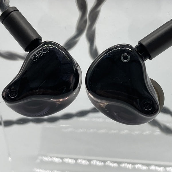 【中古】bleqk Lowmaster【日本橋】