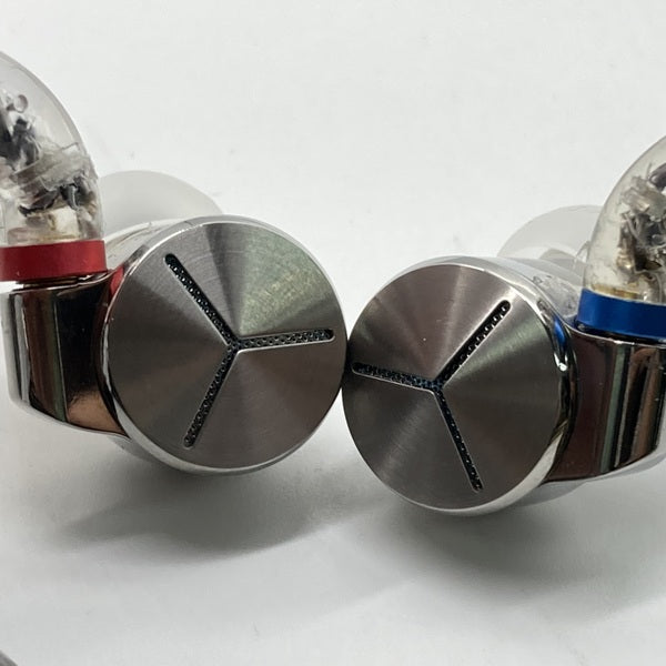 【中古】FA7s Silver 【FIO-IEM-FA7S-S】【秋葉原】