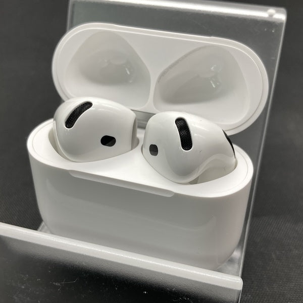【中古】AirPods 4 MXP63J/A【日本橋】