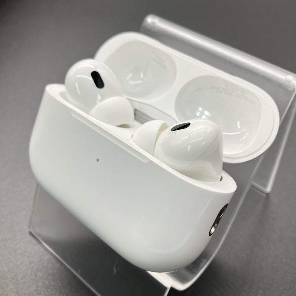【中古】MagSafe充電ケース(USB-C)付きAirPods Pro(第2世代) MTJV3JA【名古屋】