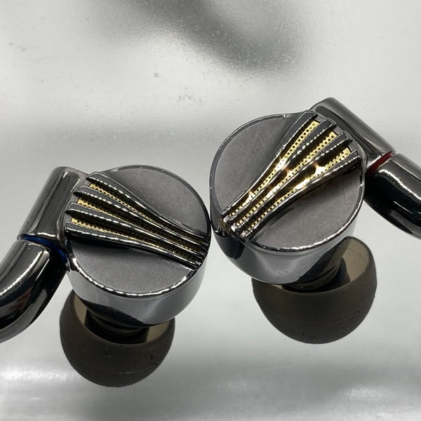 FiiO FD7 有線イヤホン 中古 FIIO 【中古】FD7 【FIO-IEM-FD7-B】【日本橋】 – e☆イヤホン