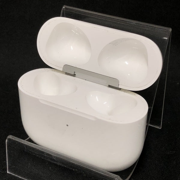 Apple AirPods 第3世代 充電ケース付き(中古品) Apple 【中古】AirPods 充電ケース (第3世代)【秋葉原】 – e