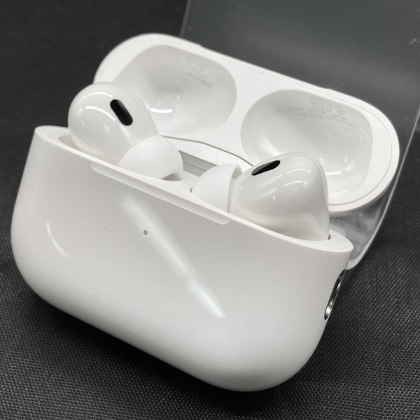 Apple 【中古】MagSafe充電ケース(USB-C)付きAirPods Pro(第2