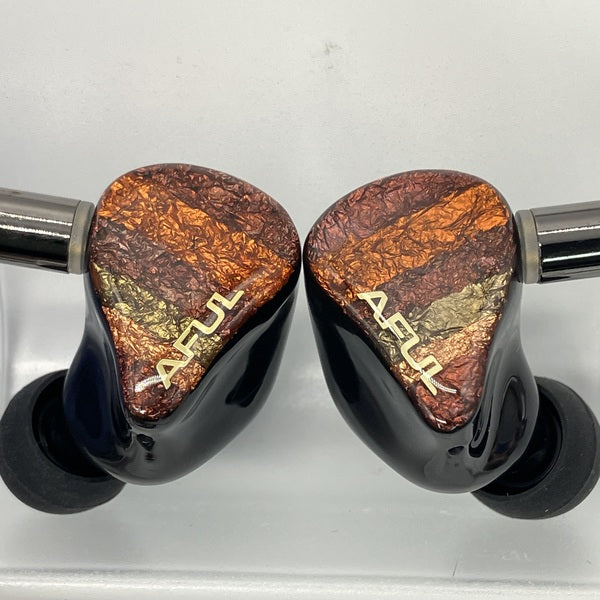 【中古】PERFORMER 8【秋葉原】