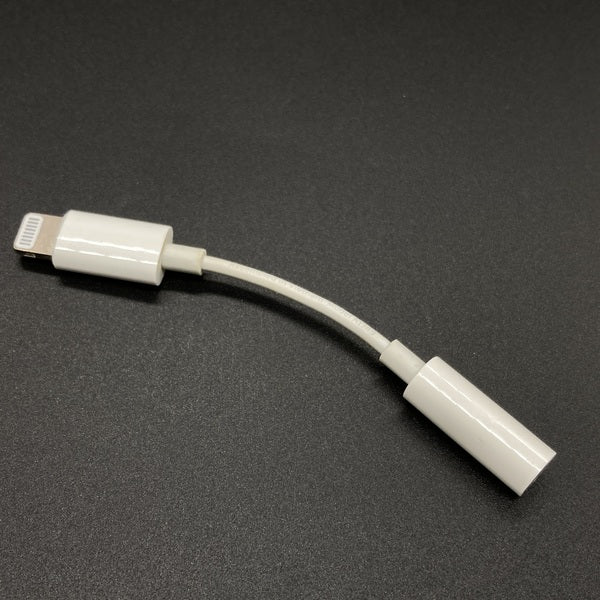 【中古】Lightning - 3.5 mmヘッドフォンジャックアダプタ【秋葉原】