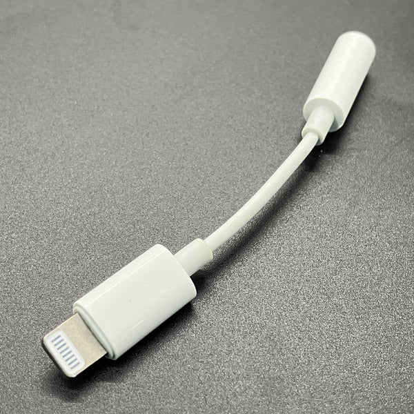 【中古】Lightning - 3.5 mmヘッドフォンジャックアダプタ【秋葉原】