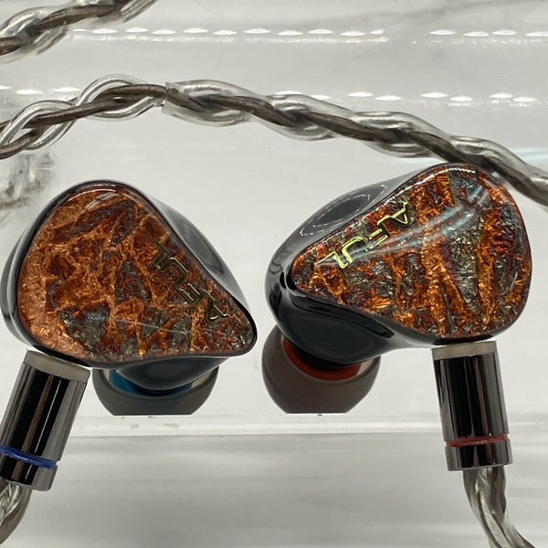 【中古】PERFORMER 5【秋葉原】