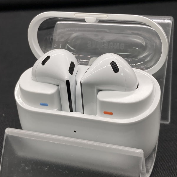 【中古】Galaxy Buds3 ホワイト 【SM-R530NZWAXJP】【日本橋】