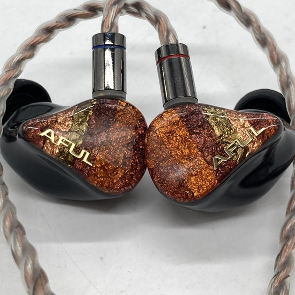 【中古】PERFORMER 8【秋葉原】