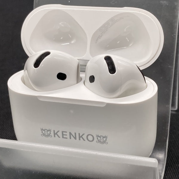 【中古】AirPods 4 MXP93J/A(アクティブノイズキャンセリング搭載)【秋葉原】