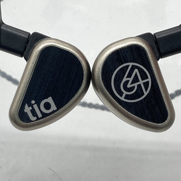 【中古】tia Tri 【64A-0397】【秋葉原】