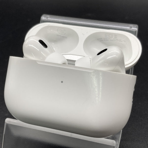 【中古】MagSafe充電ケース(USB-C)付きAirPods Pro(第2世代) MTJV3JA【日本橋】