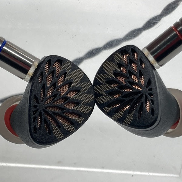 【中古】Yu Xuan Ji (魚玄機) 4.4mm バランスジャック【日本橋】