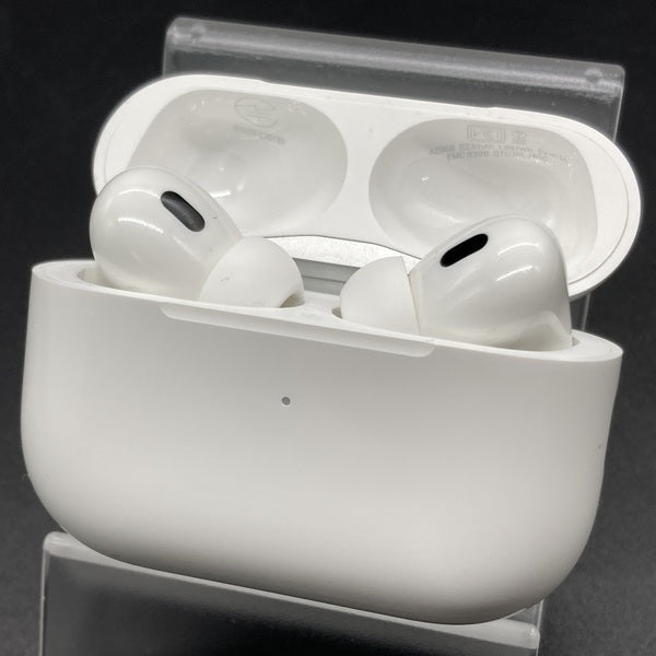【中古】MagSafe充電ケース(USB-C)付きAirPods Pro(第2世代) MTJV3JA【日本橋】