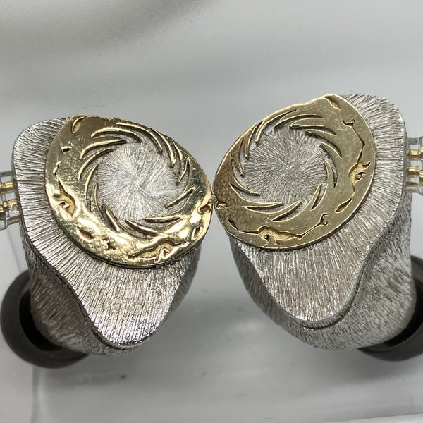 【中古】Solis 2【秋葉原】