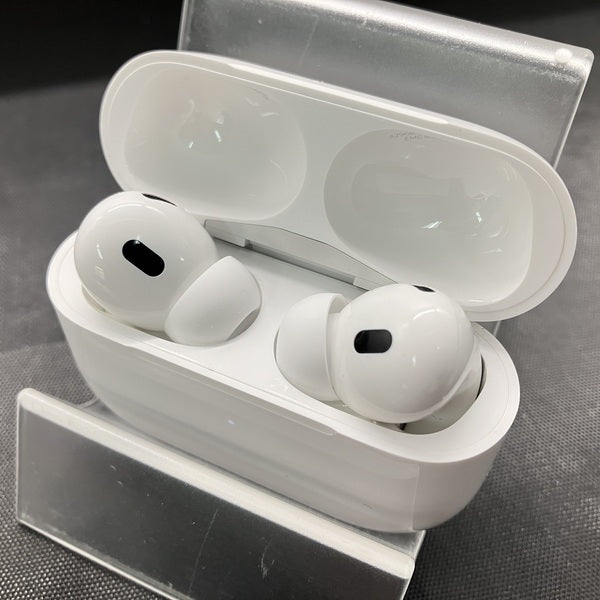 中古】MagSafe充電ケース(USB-C)付きAirPods Pro(第2世代