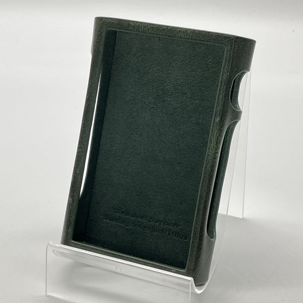 【中古】M3 Ultra 専用レザーケース グリーン【秋葉原】