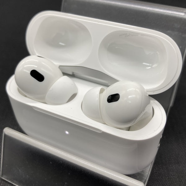 【中古】MagSafe充電ケース(USB-C)付きAirPods Pro(第2世代) MTJV3JA【日本橋】