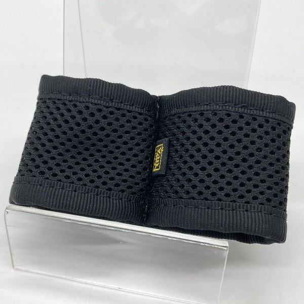 【中古】差し込むだけのハウジング保護用ふわふわツインチューブケース ブラック<イヤホンが絡まないケーブル固定用ストッパー付き>【VD608-BK】【秋葉原】