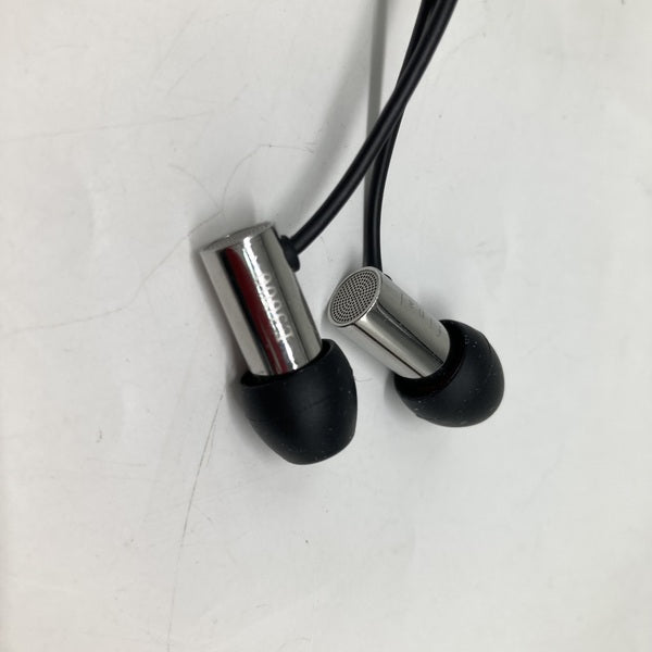 【中古】E3000 【FI-E3DSS】【日本橋】