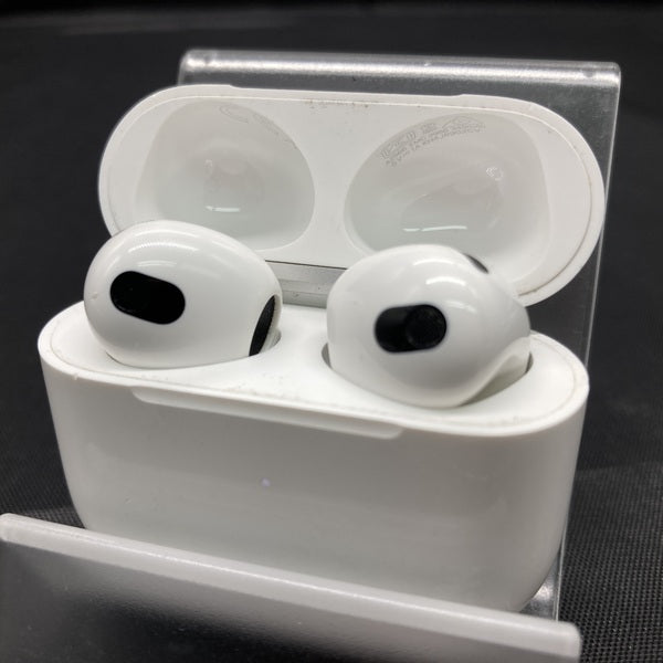 【中古】Airpods MME73J/A 3rd Generation【秋葉原】