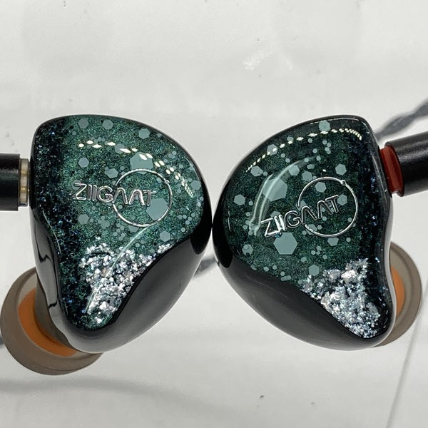 【中古】ZiiGaat Arcanis 2DD+5BA【秋葉原】