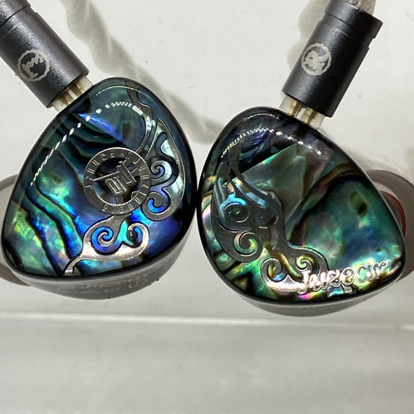 【中古】Butterfly 61T【秋葉原】
