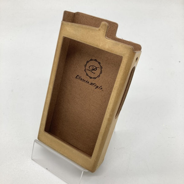 【中古】楽彼(LUXURY&PRECISION) L6 レザーケース【秋葉原】