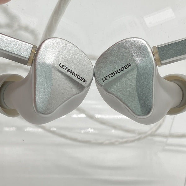 【中古】Cadenza 4【秋葉原】