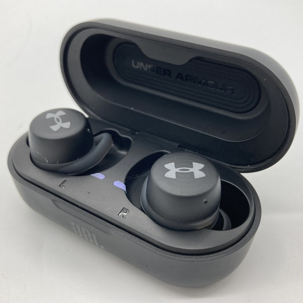 【中古】UA TRUE WIRELESS STREAK ブラック【UAJBLSTREAKBLK】【秋葉原】
