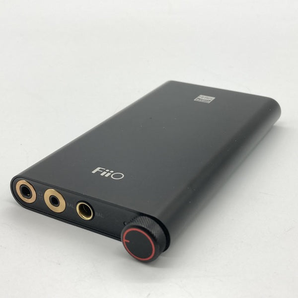 【中古】Q3 【FIO-Q3】【仙台】
