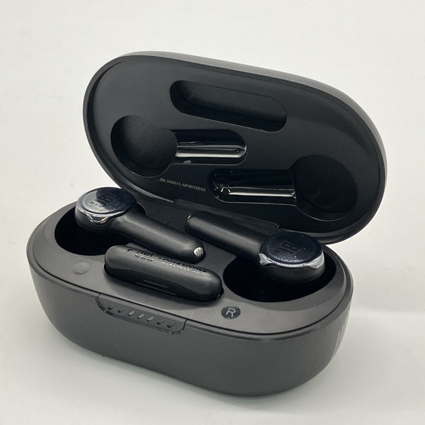 【中古】QUANTUM TWS ブラック 【JBLQUANTUMTWSBLK】【秋葉原】