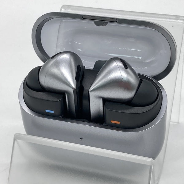 【中古】Galaxy Buds3 Pro シルバー 【SM-R630NZAAXJP】【秋葉原】